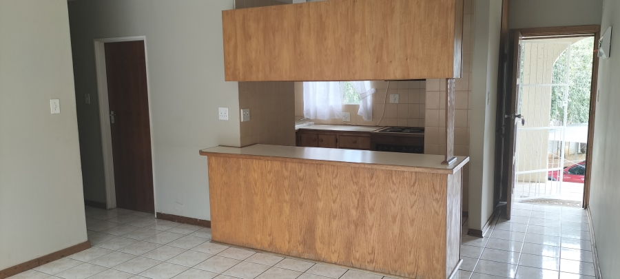 2 Bedroom Property for Sale in Langenhovenpark Free State